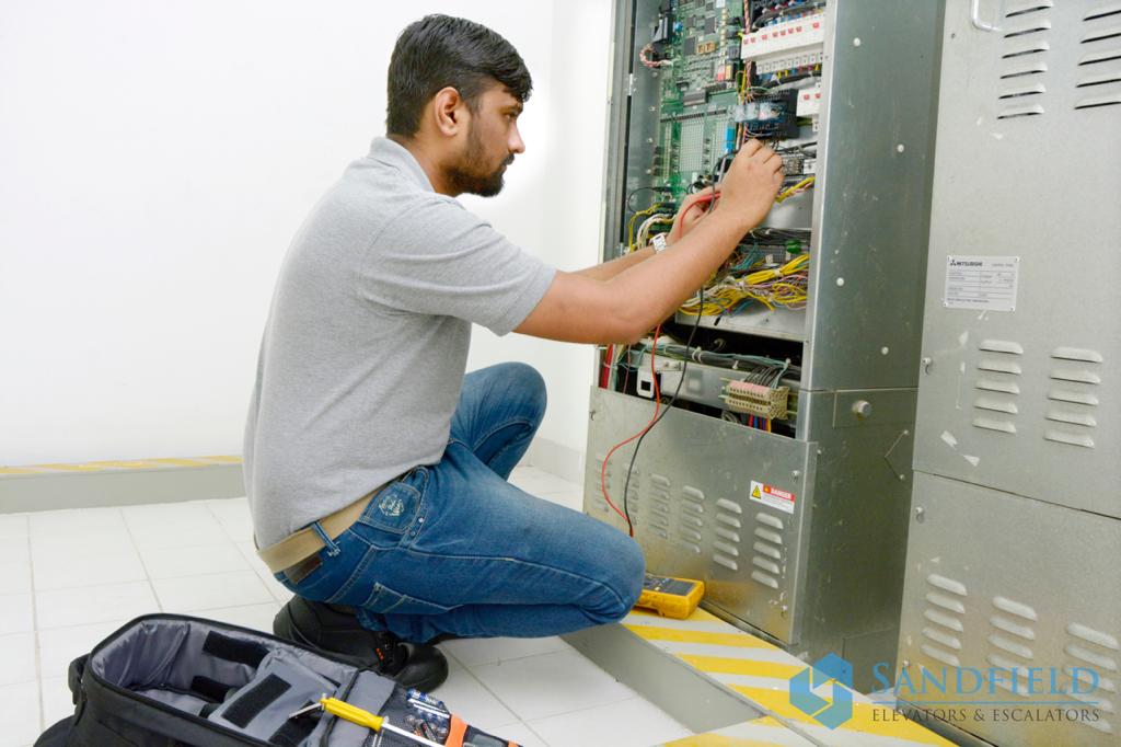 service-image